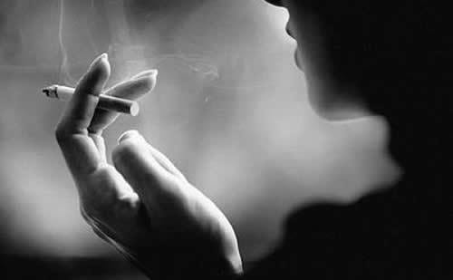 梦见自己抽烟 梦见自己抽烟是什么预兆女