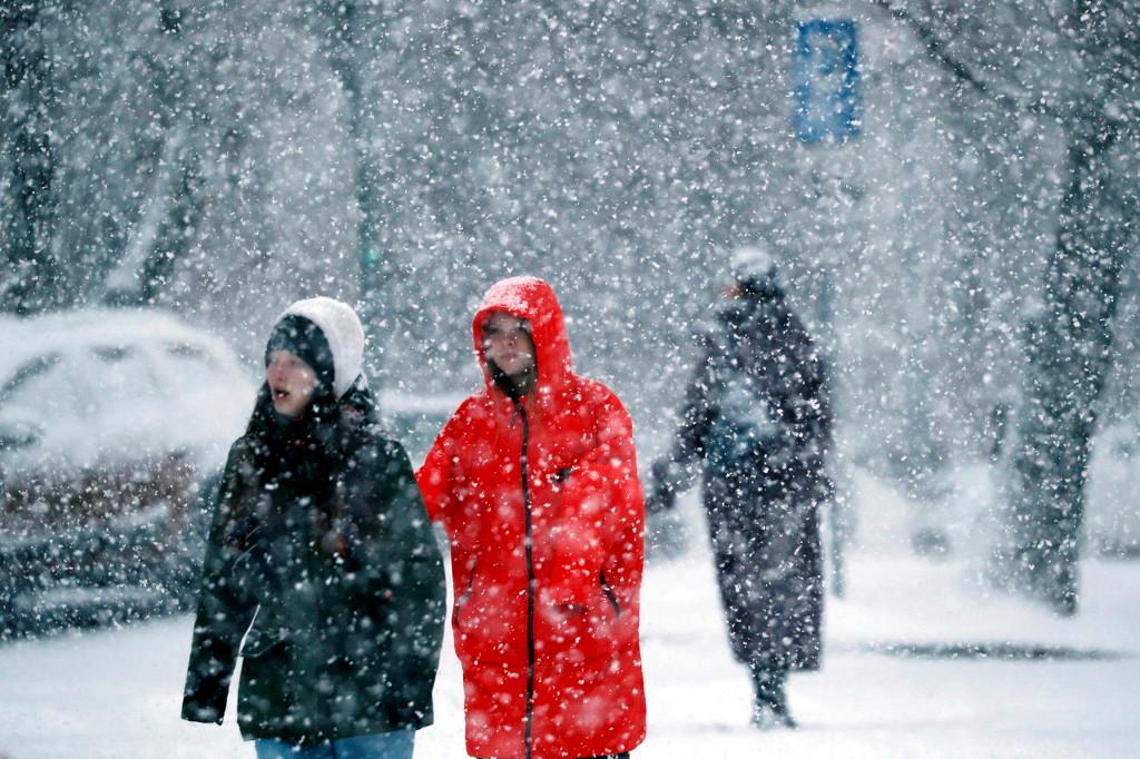 大雪纷飞拉脱维亚迎来强暴风雪