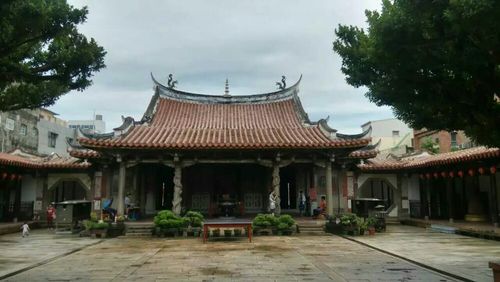 鹿港龙山寺